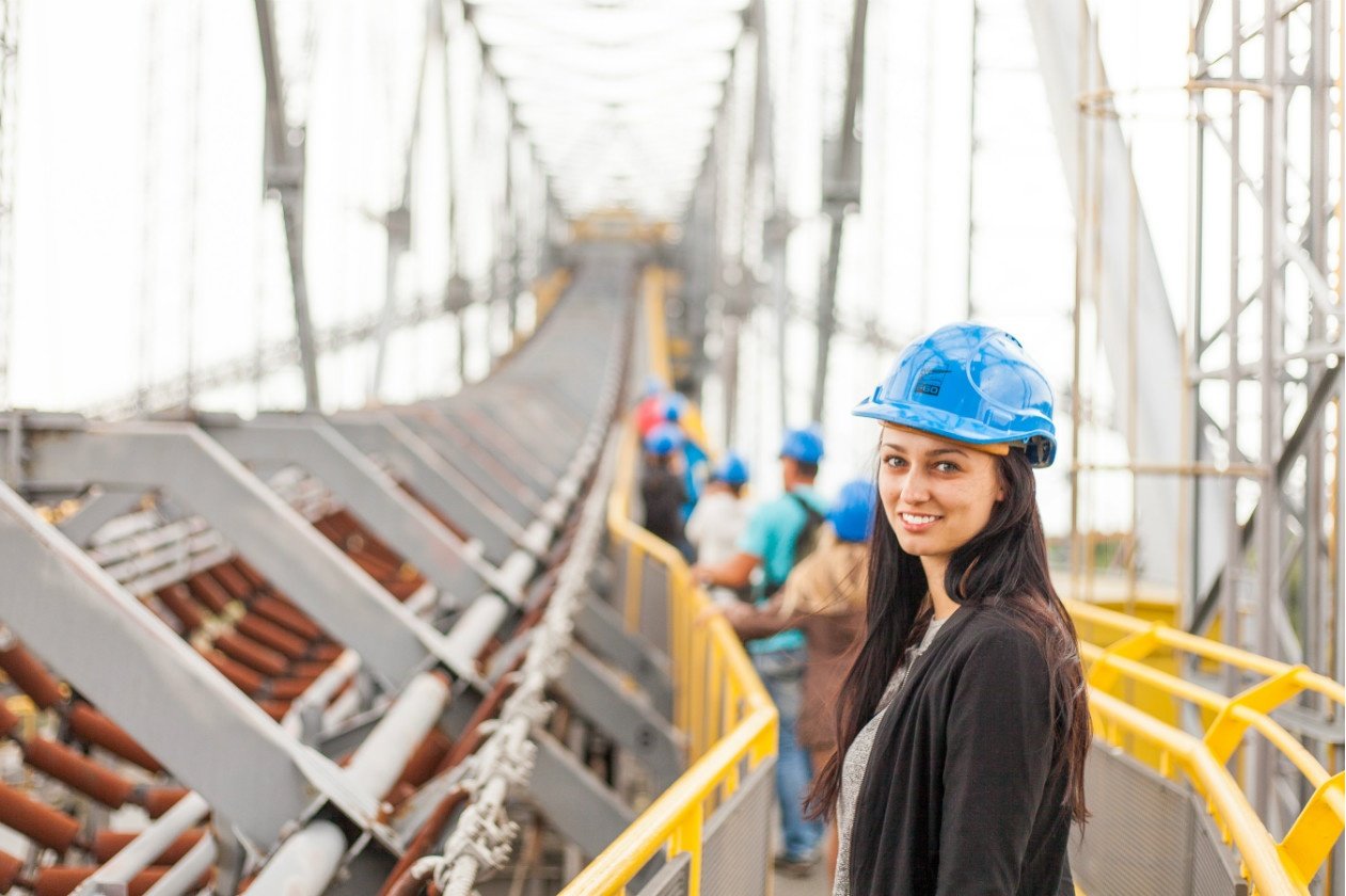 Programs for girls into construction